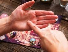 Fortune telling by hand - palmistry Exact fortune telling by hand