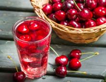 Canning, drying, freezing and other methods of harvesting cherries for the winter