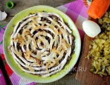 Pechenkin salad with beef liver