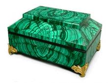 Properties of malachite and for whom the stone is suitable